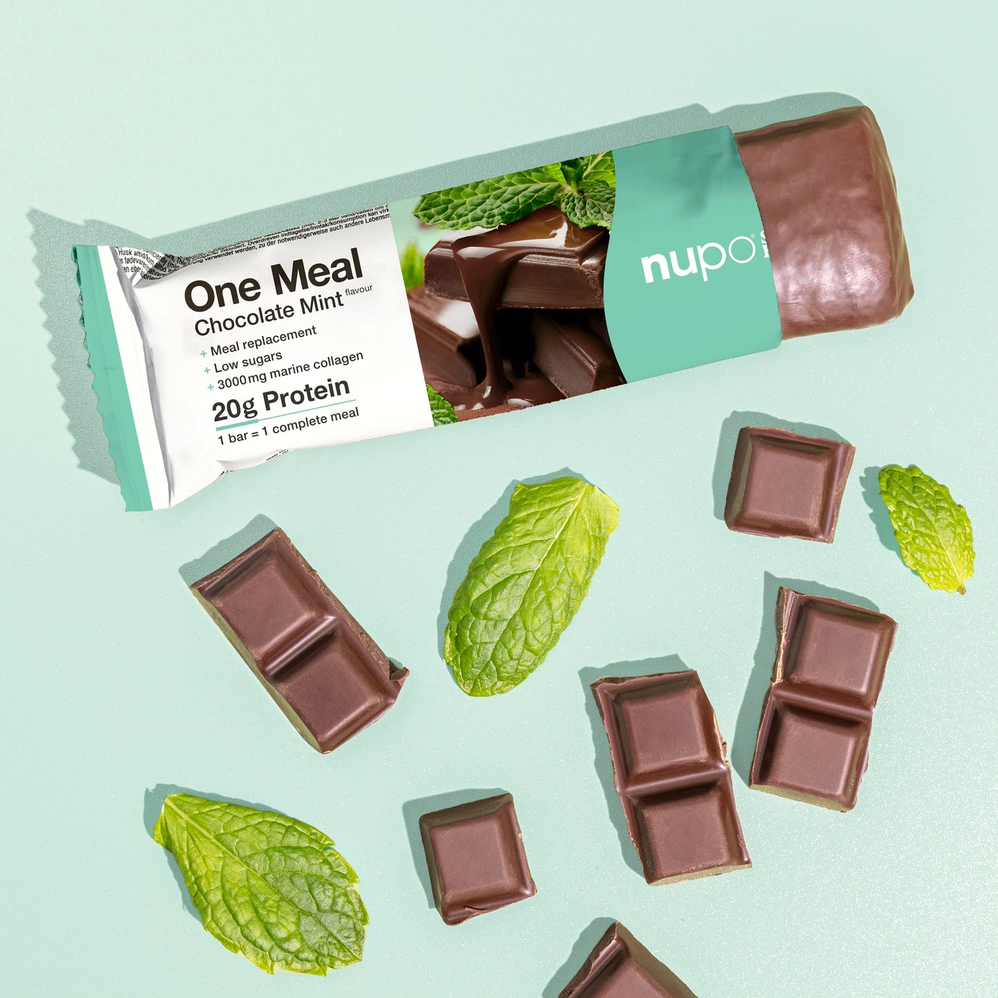 Nupo One Meal Bar Chocolate Mint broken bar close-up